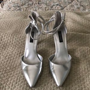 Silver White House Black Market